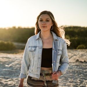 Meet your Posher, Julianna